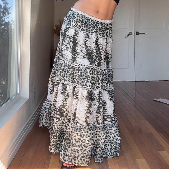 Leopard Print Ruffled Tiered Midi Skirt - Picture 2 of 4